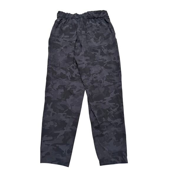 Lululemon Keep Moving Pant 7/8 High-Rise Size 8 - Picture 1 of 5